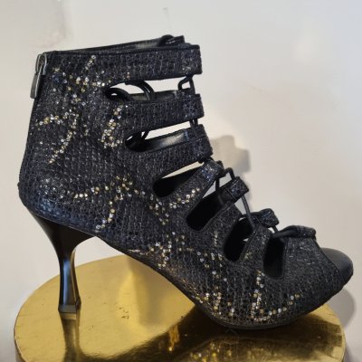 Electra - Ladies Boots Models  - Divalicious MH